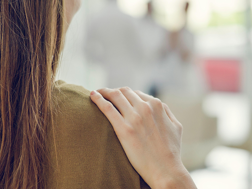 The Right Way to Comfort a Friend