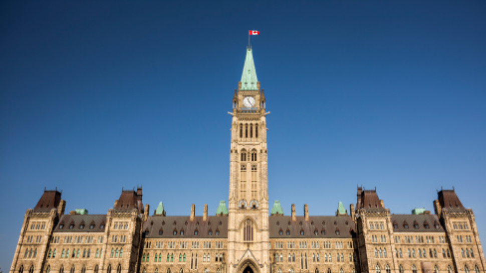 Essoufflement du rebond économique : une croissance de 3,0 % en juillet, selon Statistique Canada