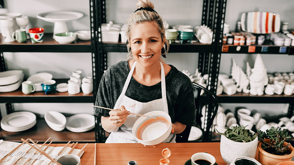 As the COVID-19 crisis cuts jobs, Canadians cash in on hobbies with 'side hustles'