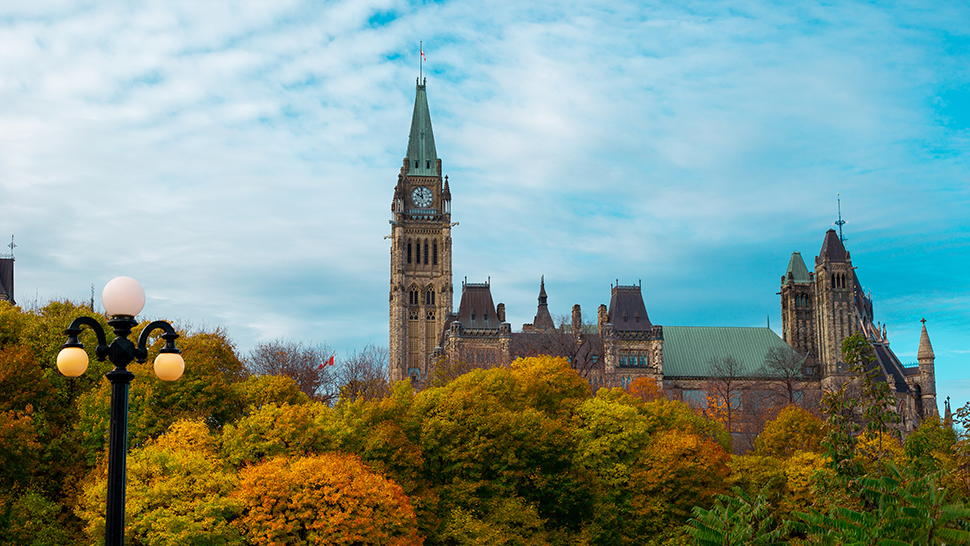 Technologies propres : Ottawa investit plus de 55 M $ dans une vingtaine de PME