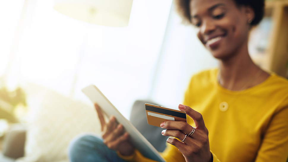 La BdC s’attend à ce que les dépenses des ménages reviennent à leurs niveaux d'avant la pandémie d'ici un an