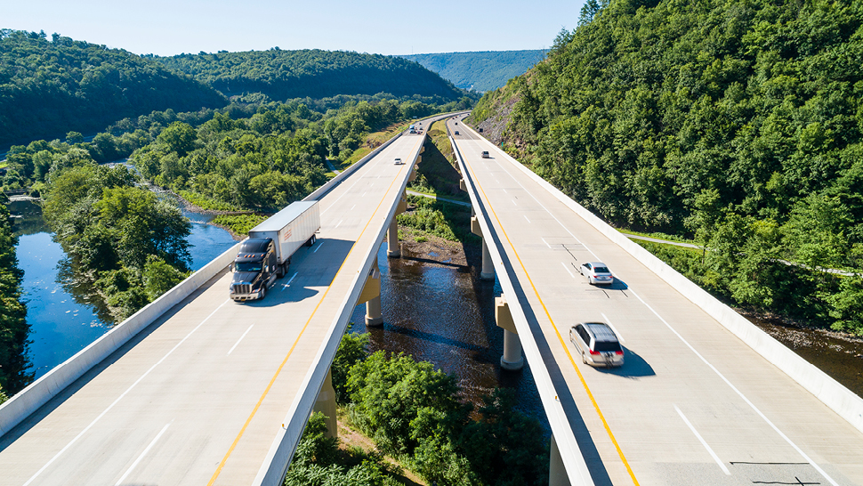 Le plan d’infrastructures de 2000 milliards $ de Joe Biden inquiète au Canada