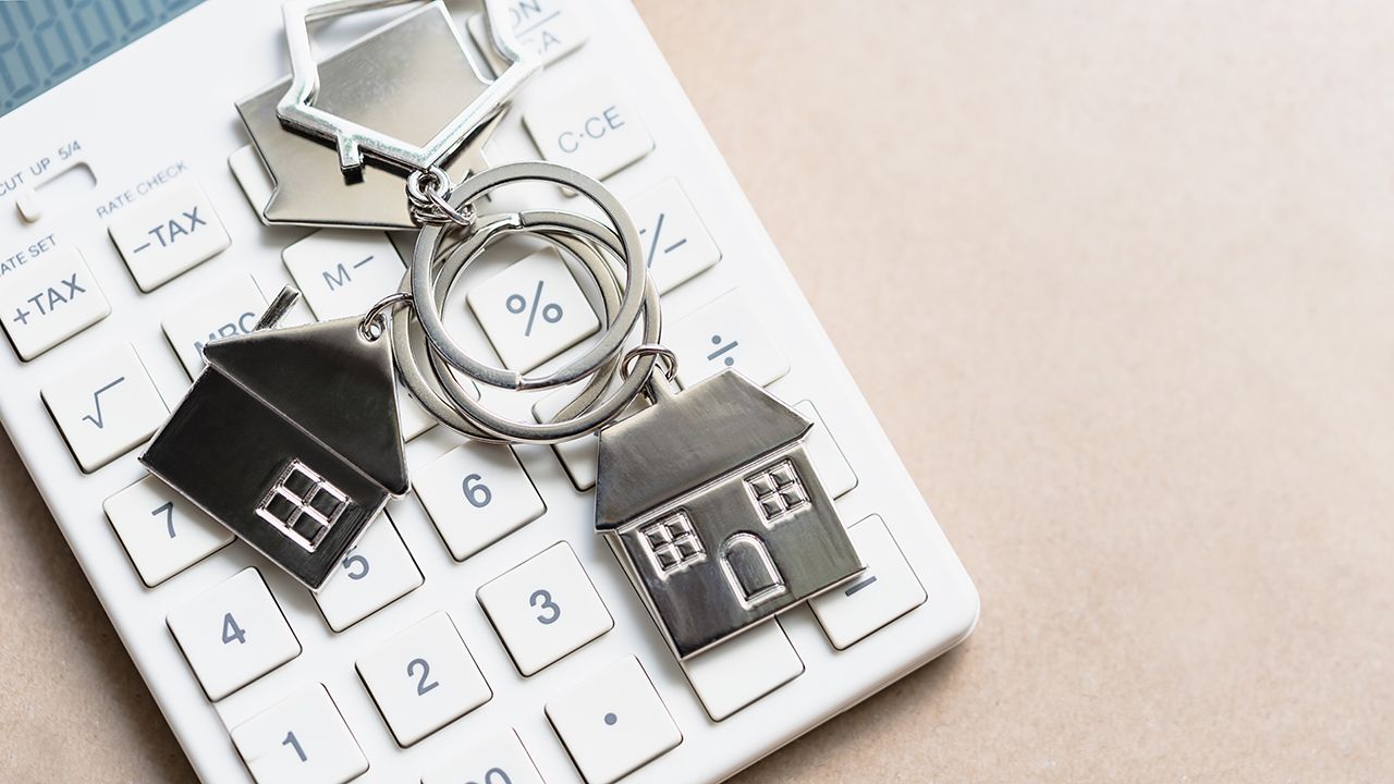 L’inflation pousse la Banque du Canada à envisager des hausses de taux